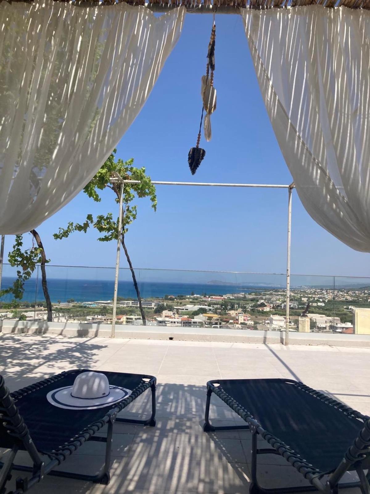The Serene Veranda With Breathtaking Views *